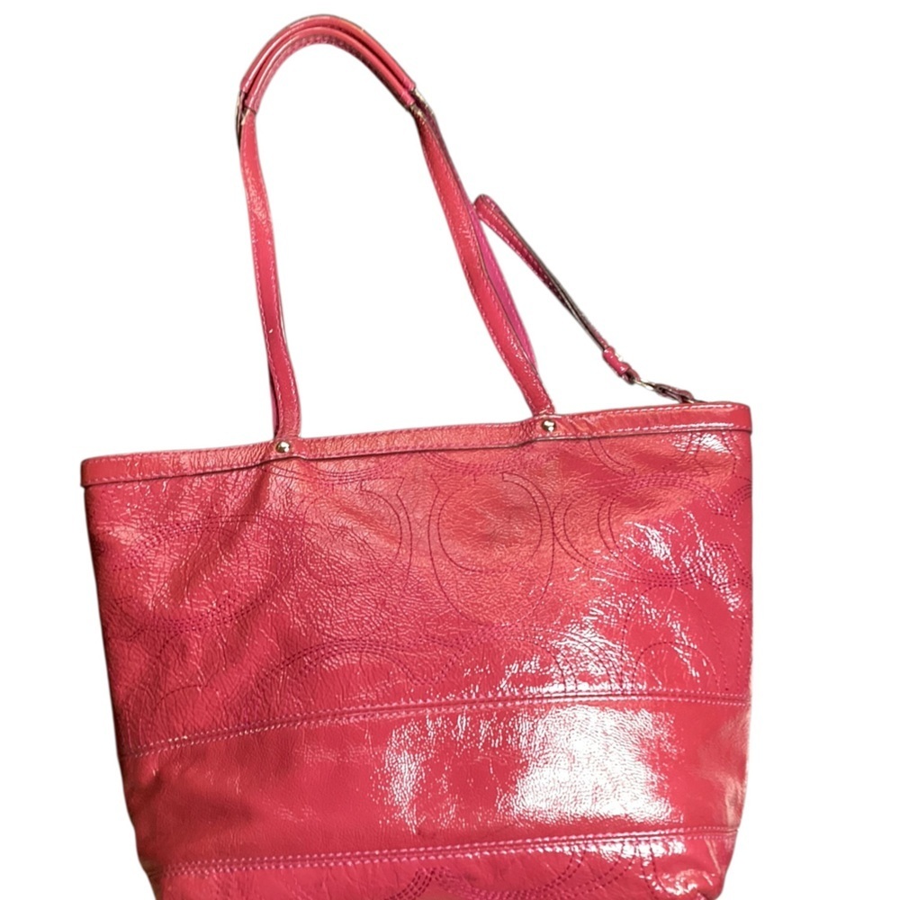▶️ Coach ◀️ Hot Pink Patent Leather Tote F15142 - Picture 8 of 17